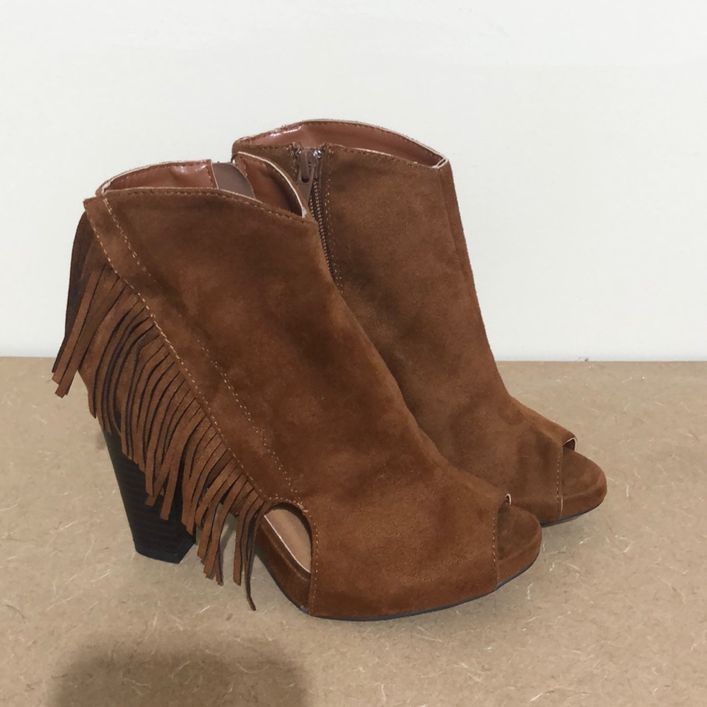 Qupid Open Toe Suede Heels Booties Sz 5.5